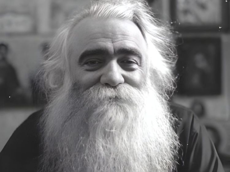 Να γελάτε λίγο, βρε παιδιά. Φεύγει ο διάβολος φεύγει η μελαγχολία…