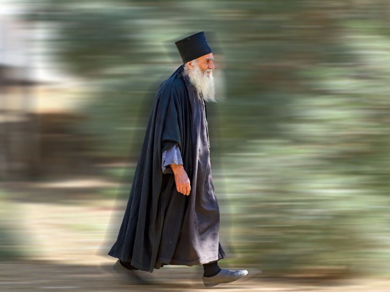 Δεν ξέρει ότι βαδίζει μες στο&nbsp;σκοτάδι